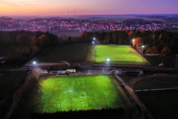 ✨Neue Flutlichtanlagen betriebsbereit✨